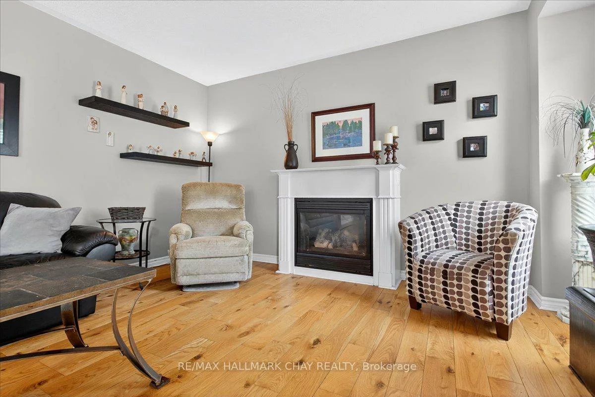 35, Diana, Innis-Shore, Barrie