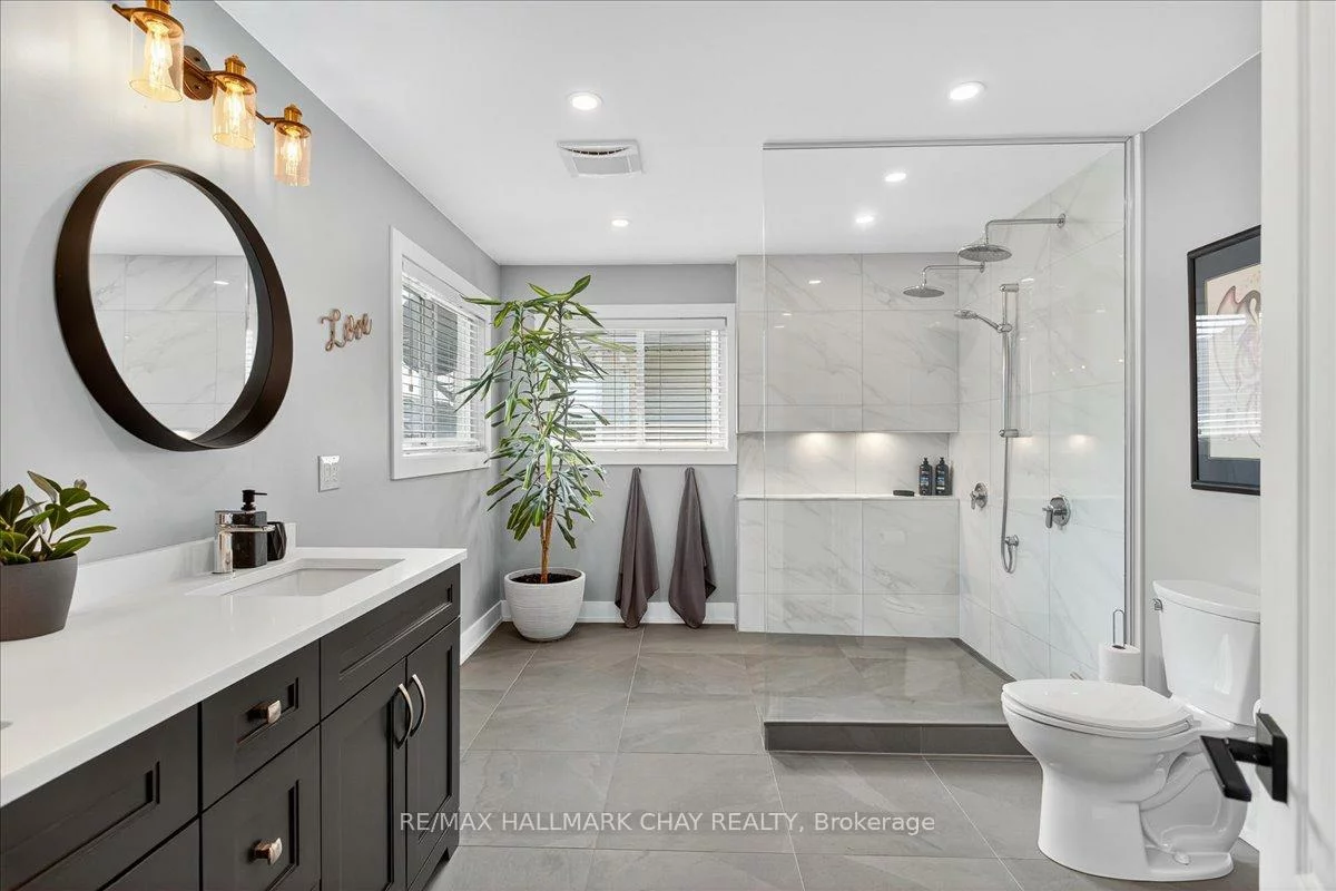 35, Diana, Innis-Shore, Barrie
