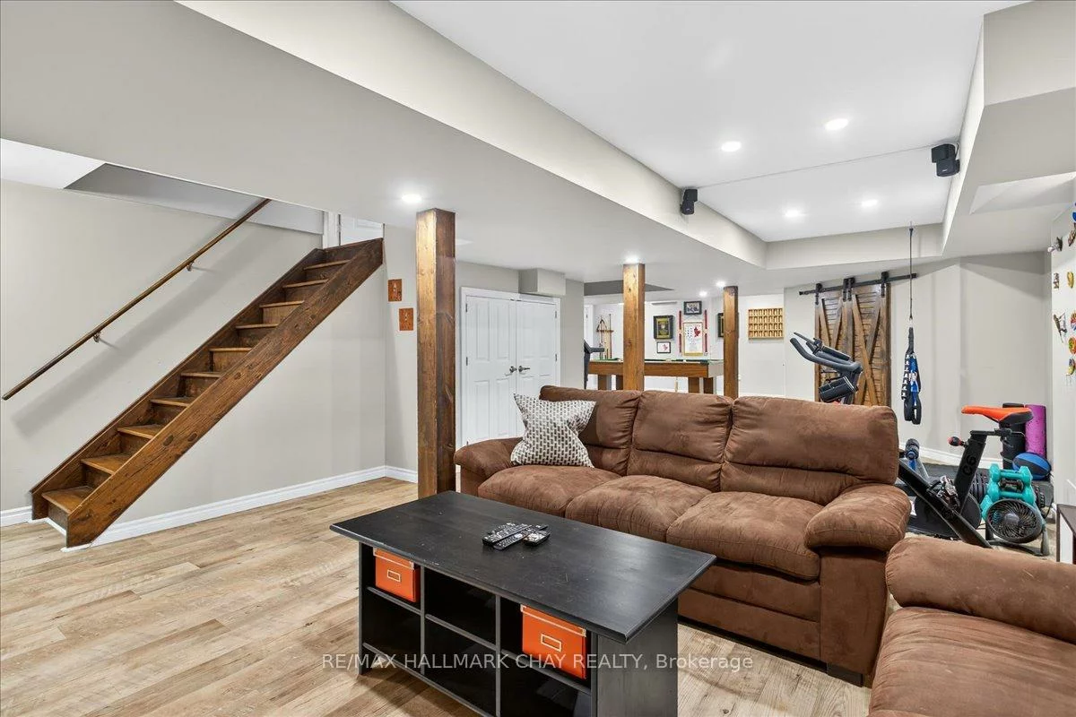 35, Diana, Innis-Shore, Barrie