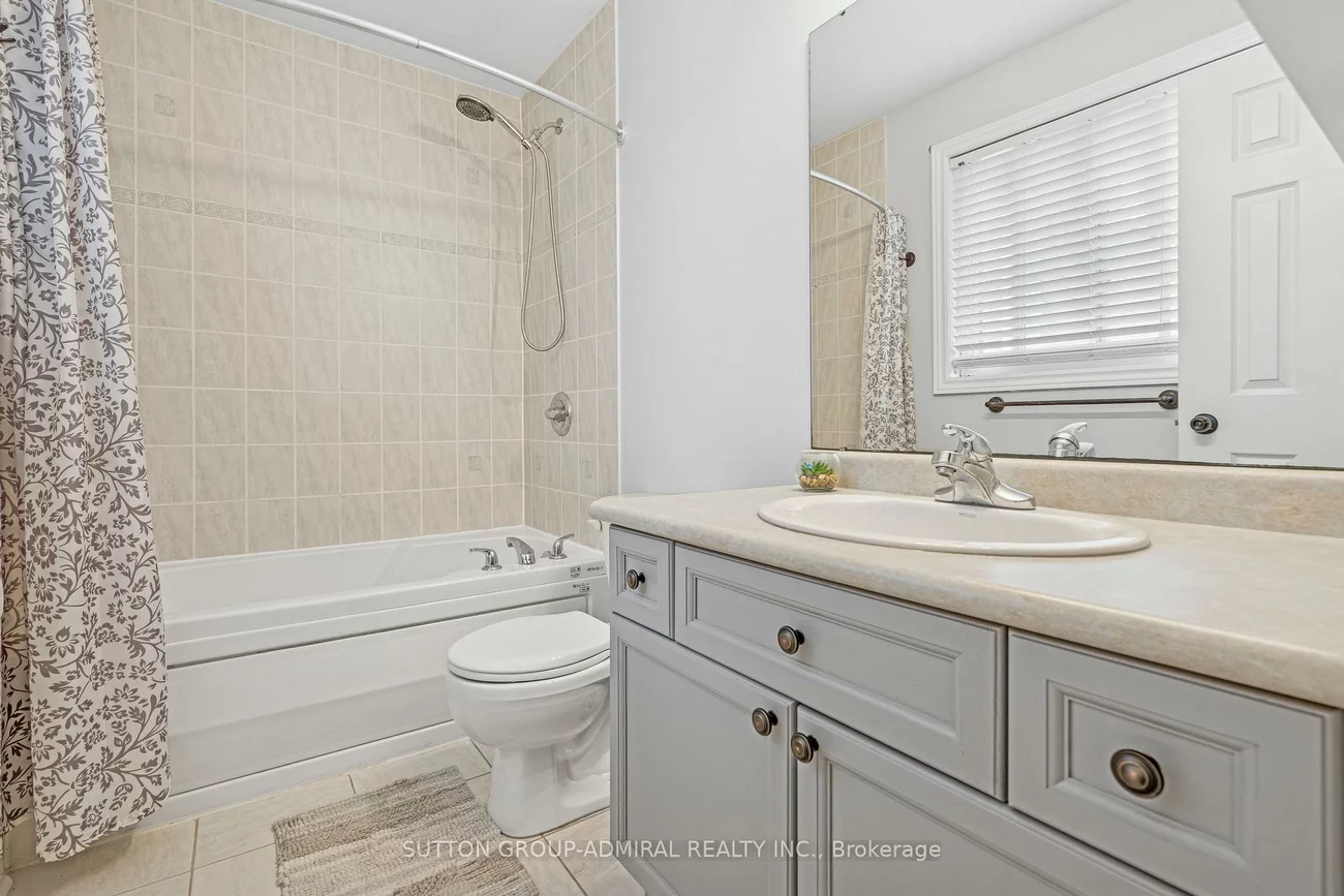 16, Empire, Innis-Shore, Barrie