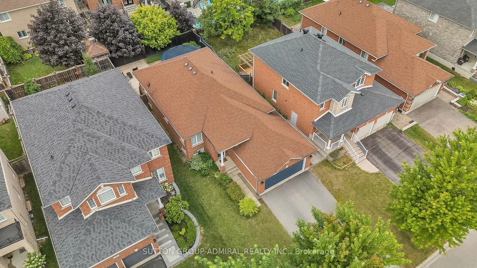 16, Empire, Innis-Shore, Barrie