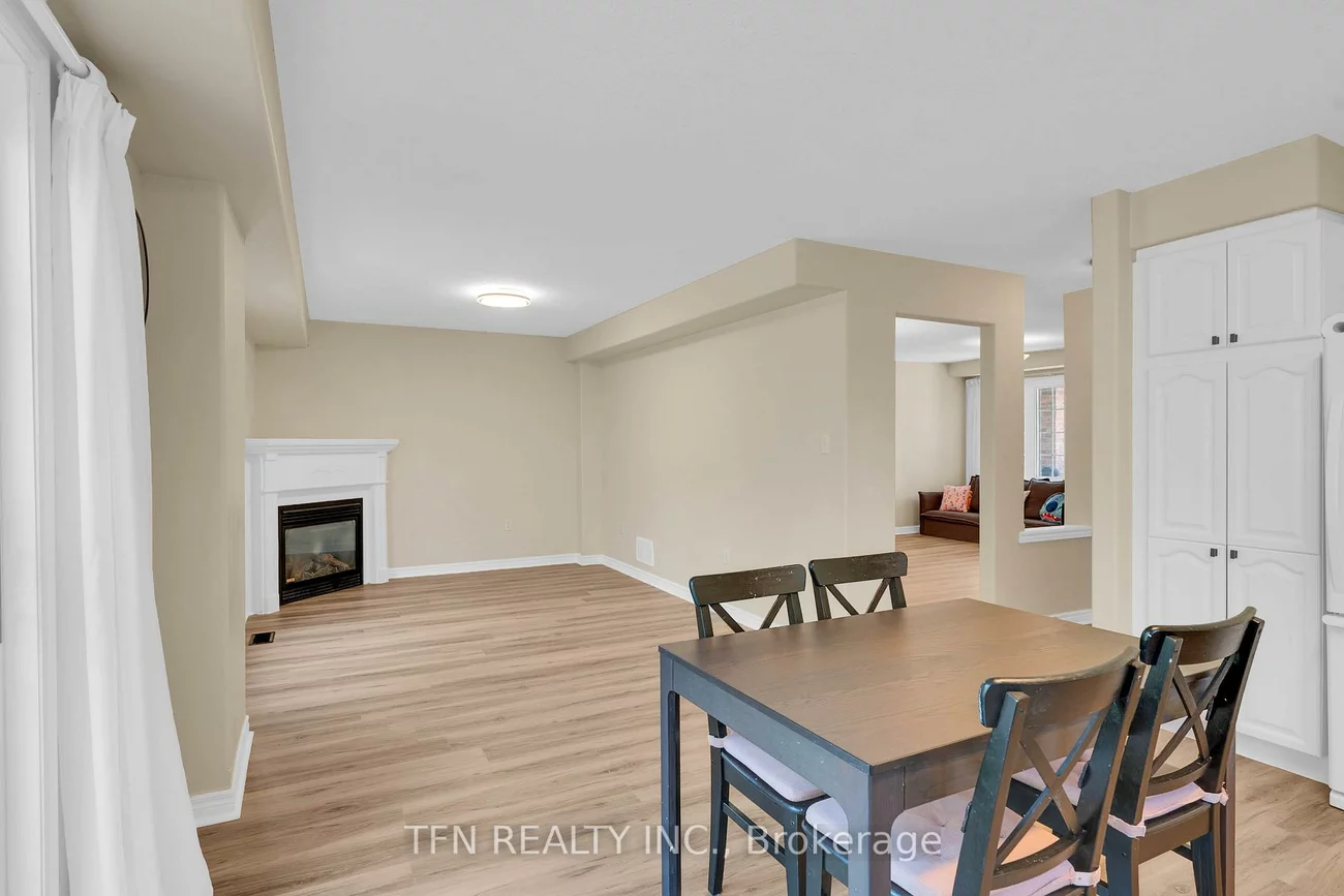 34, Balmoral, Innis-Shore, Barrie