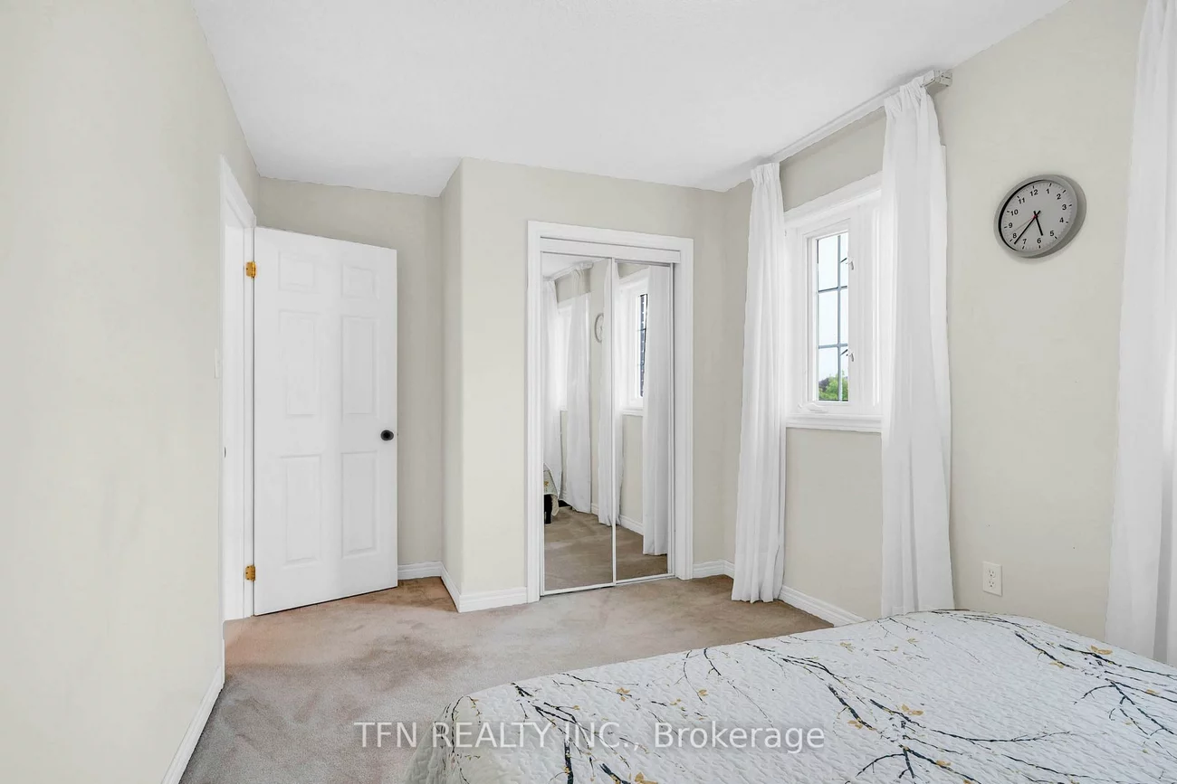 34, Balmoral, Innis-Shore, Barrie
