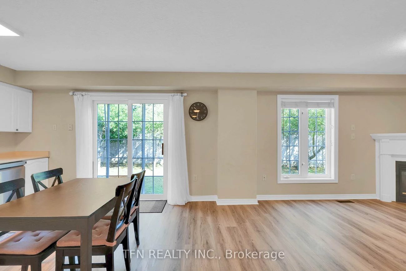 34, Balmoral, Innis-Shore, Barrie