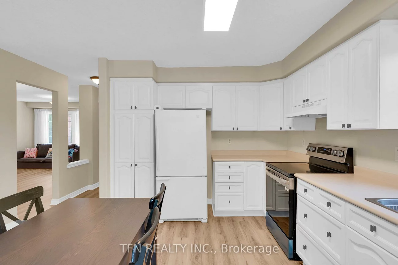 34, Balmoral, Innis-Shore, Barrie