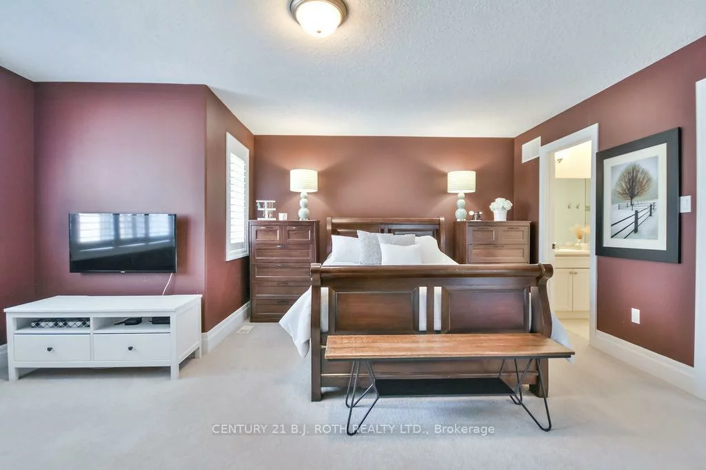 99, Jewel House, Innis-Shore, Barrie