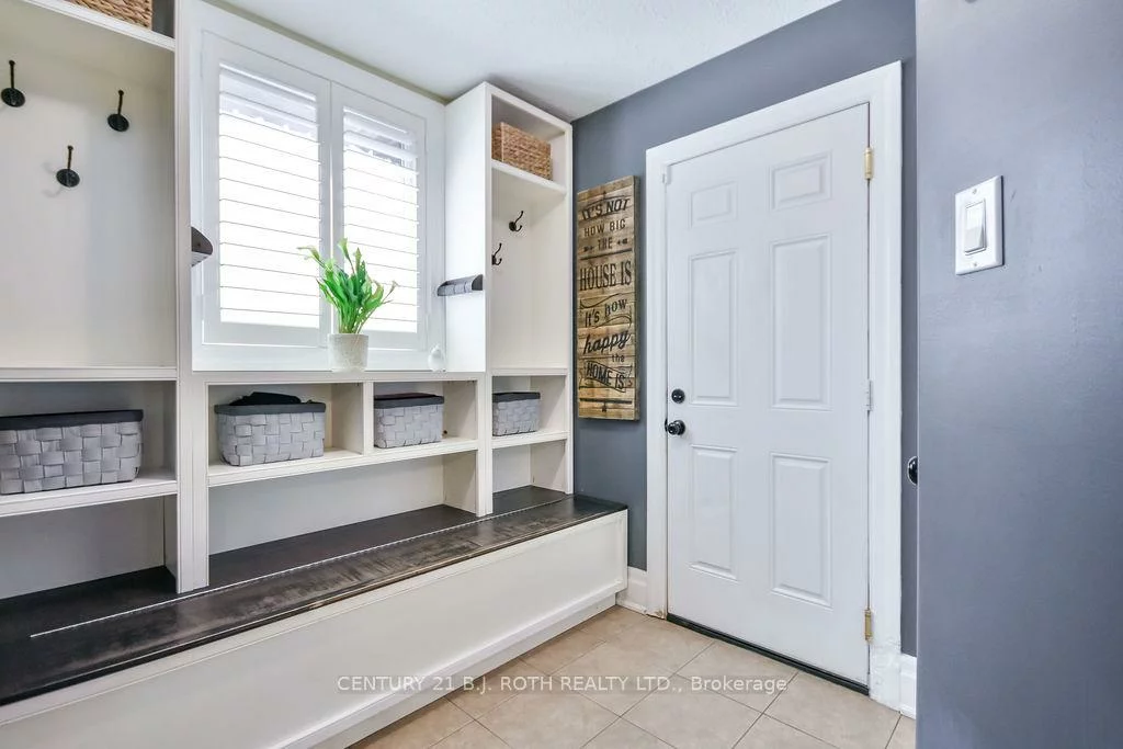 99, Jewel House, Innis-Shore, Barrie