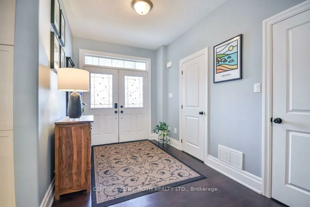 99, Jewel House, Innis-Shore, Barrie