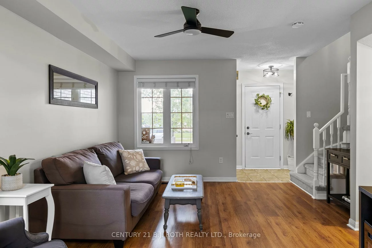 26, Villers, Edgehill Drive, Barrie