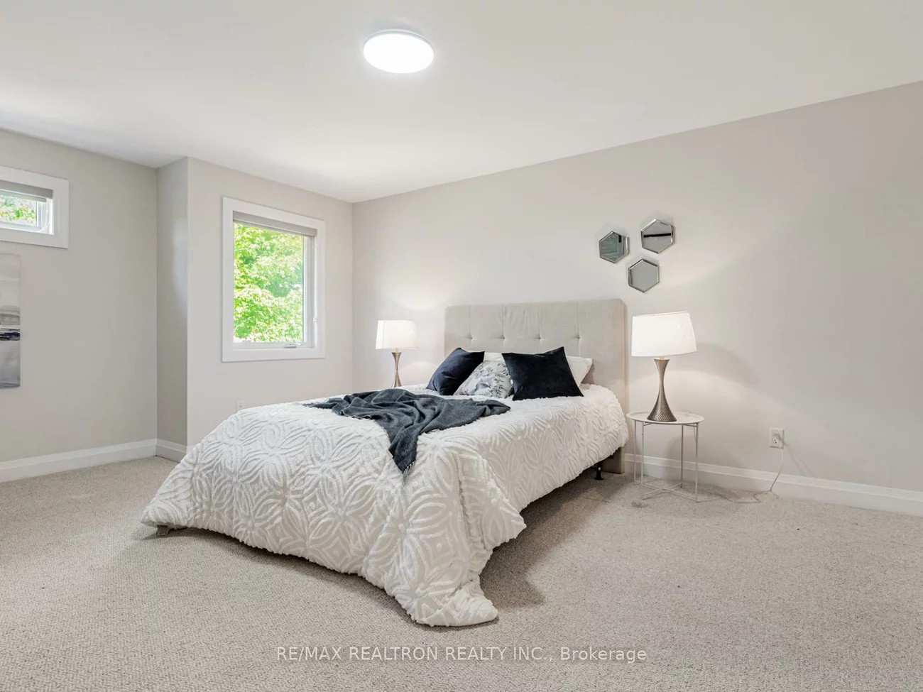 14b, Ferris, Cundles East, Barrie