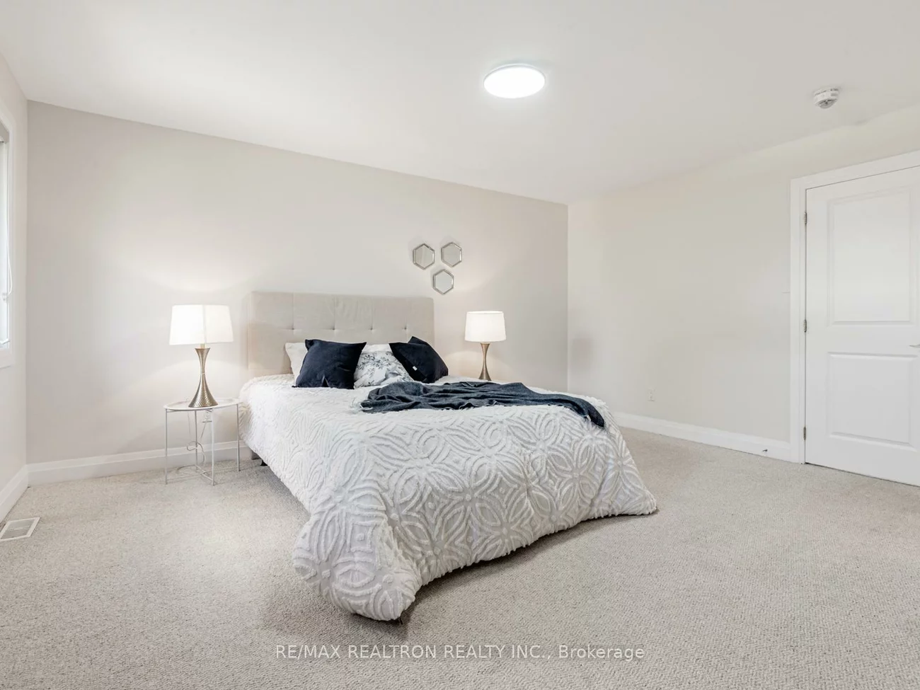 14b, Ferris, Cundles East, Barrie