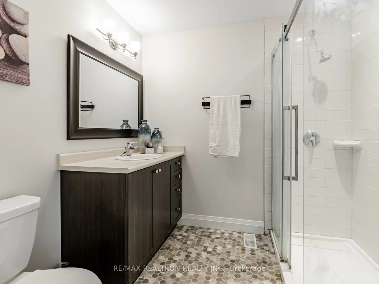 14b, Ferris, Cundles East, Barrie