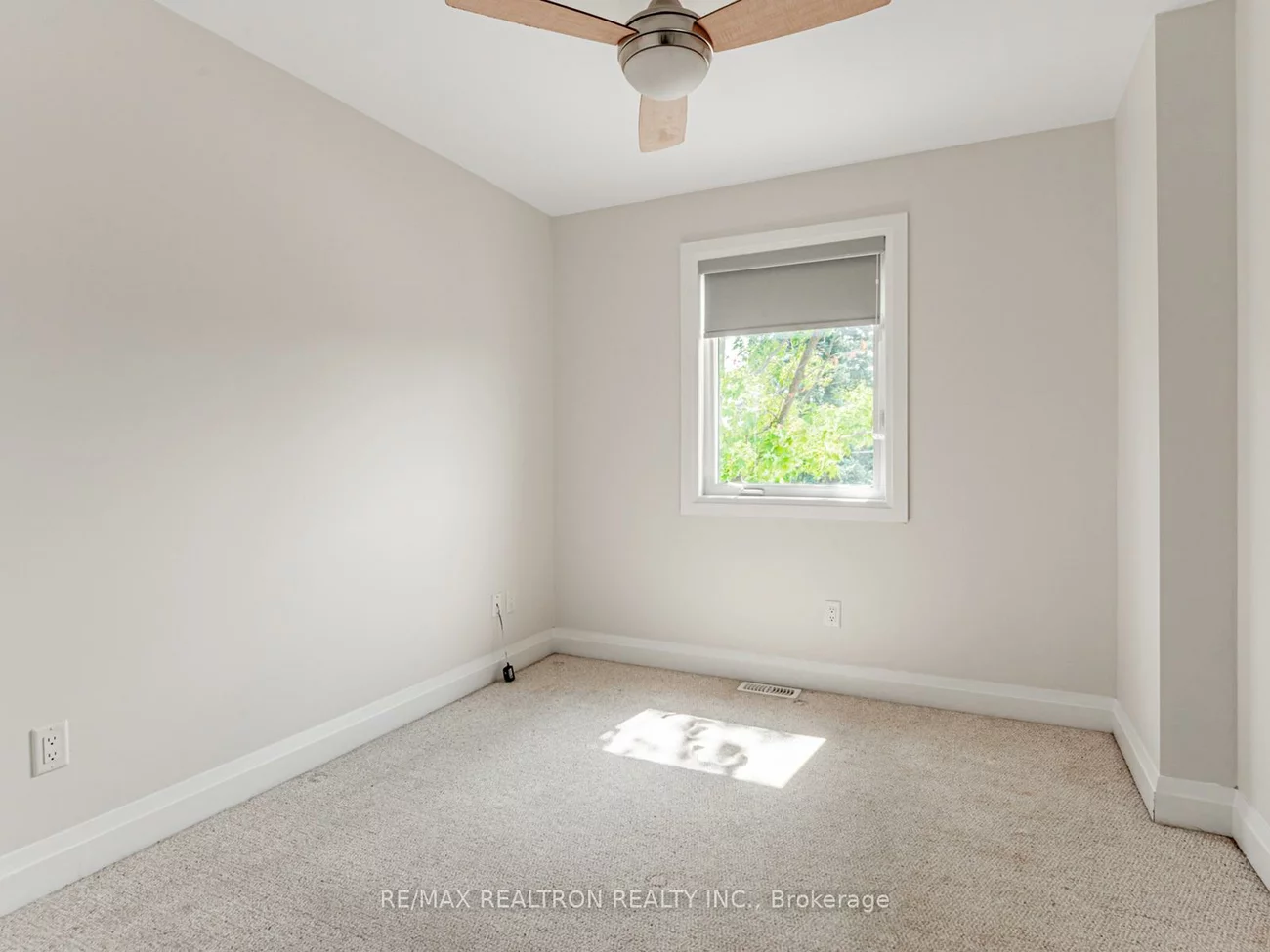 14b, Ferris, Cundles East, Barrie