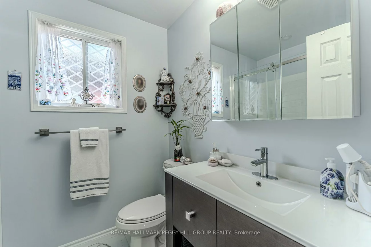 132, Benson, Northwest, Barrie