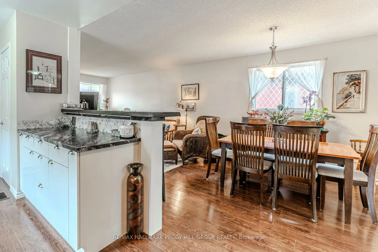 132, Benson, Northwest, Barrie