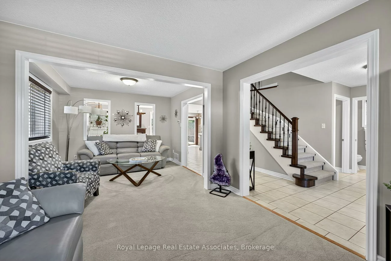 56, Bird, Edgehill Drive, Barrie