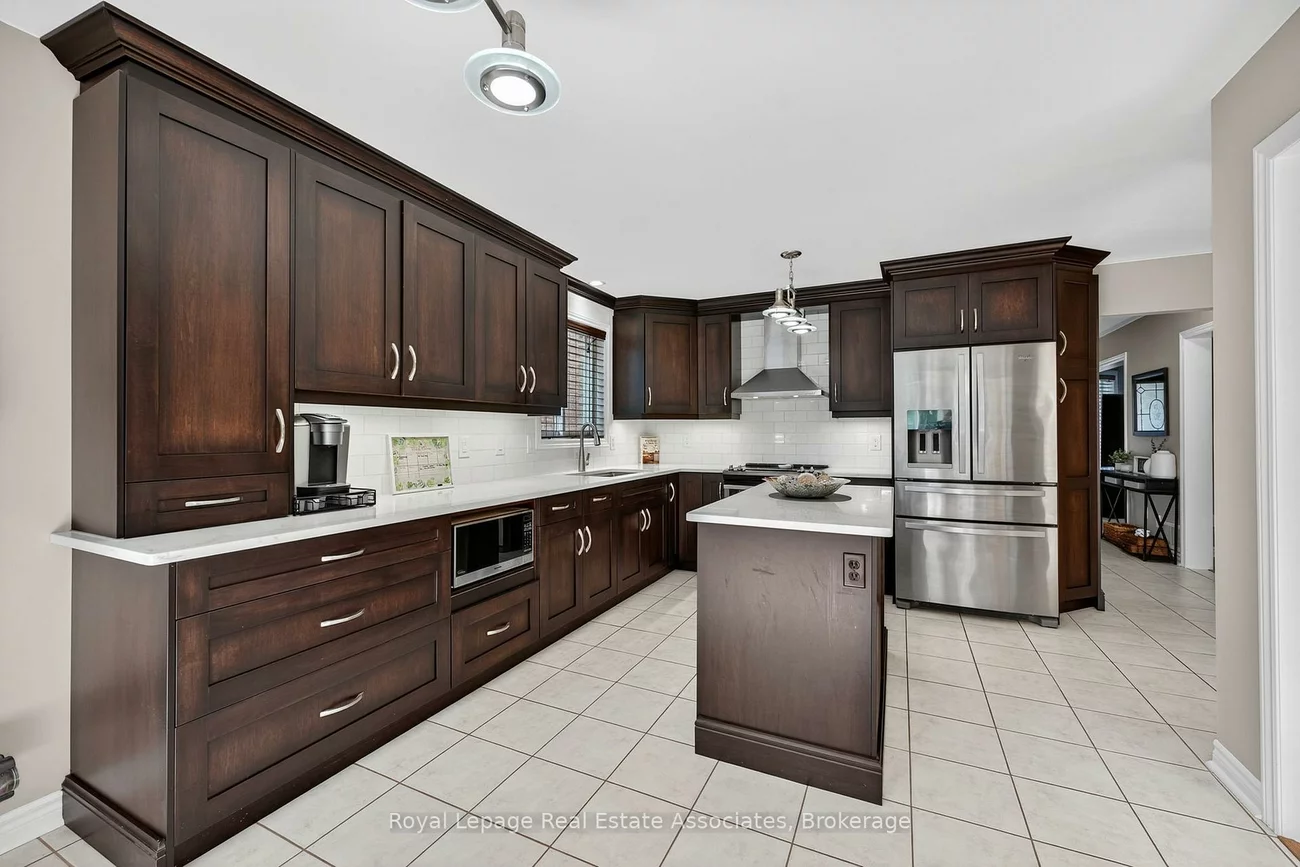 56, Bird, Edgehill Drive, Barrie
