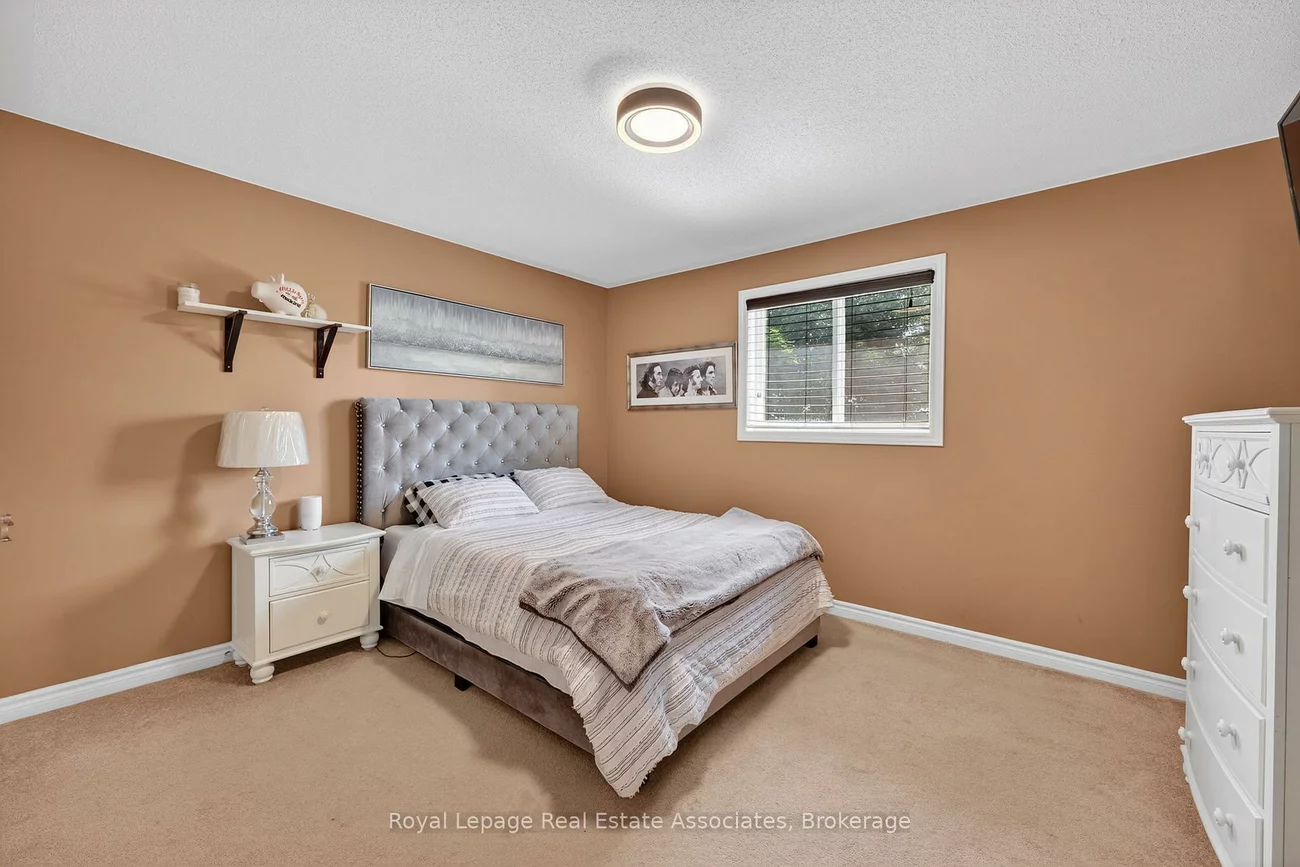 56, Bird, Edgehill Drive, Barrie