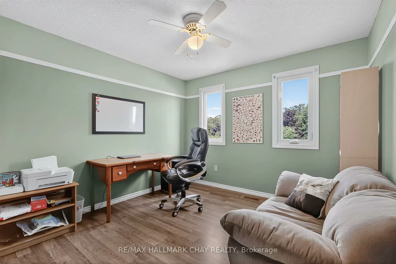 49, Mcdougall, West Bayfield, Barrie