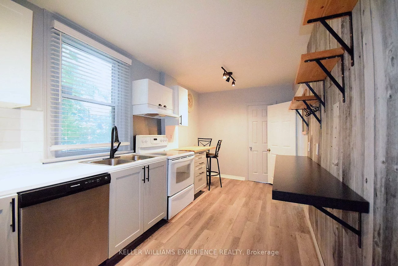 184, BRADFORD, City Centre, Barrie