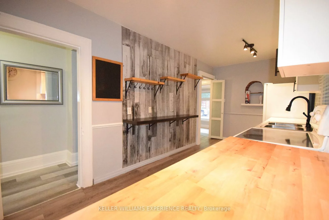 184, BRADFORD, City Centre, Barrie