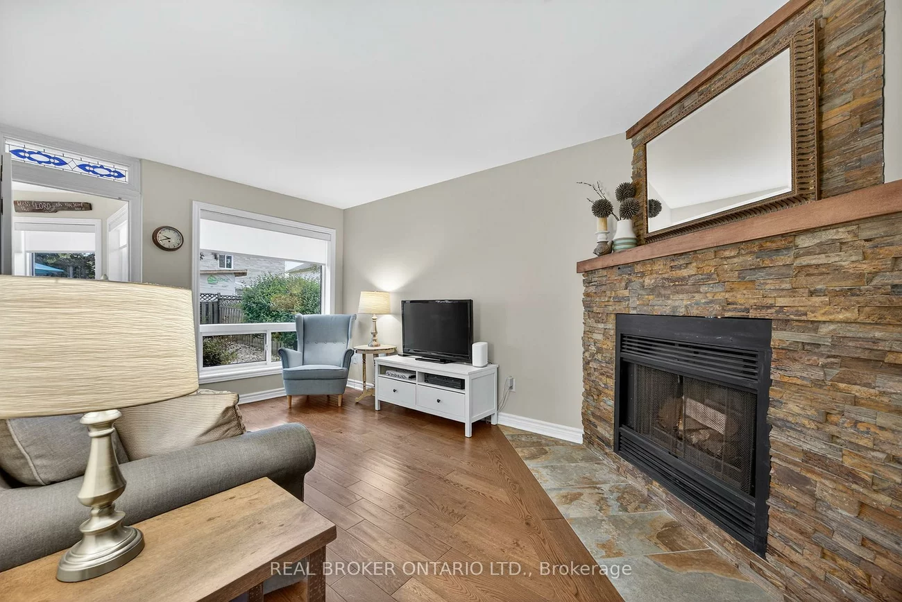 13, BALLISTON, West Bayfield, Barrie
