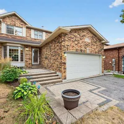 13, BALLISTON, West Bayfield, Barrie