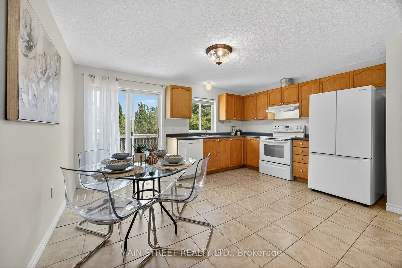 94, Silver Maple, Holly, Barrie