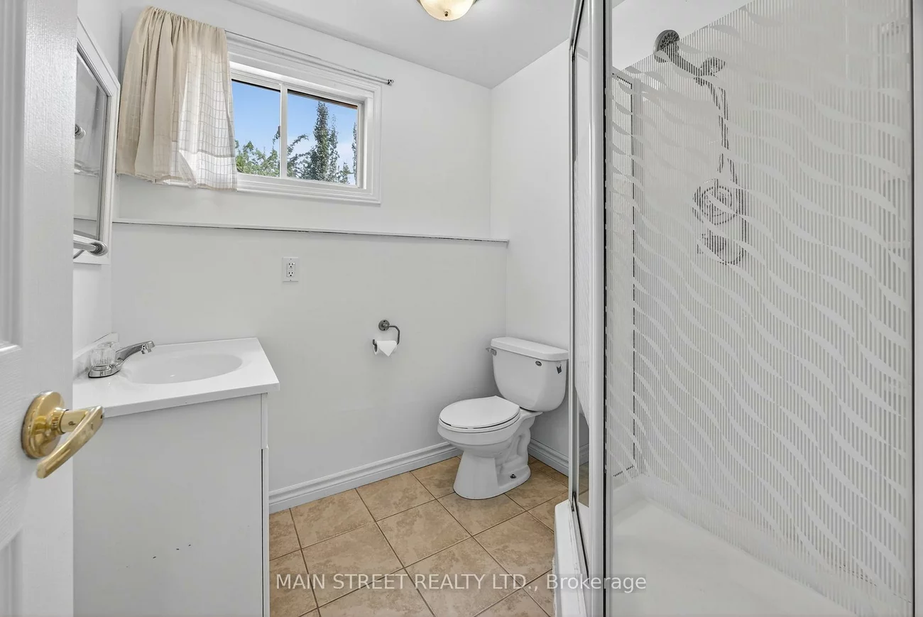 94, Silver Maple, Holly, Barrie