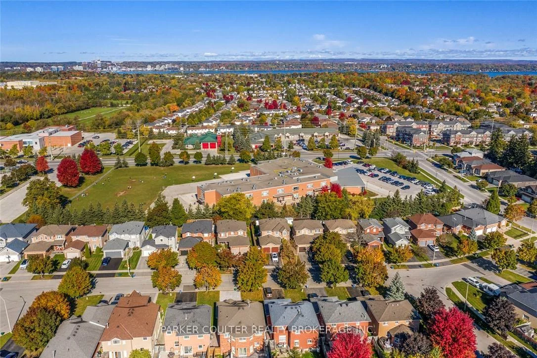 41, Widgeon, Painswick South, Barrie