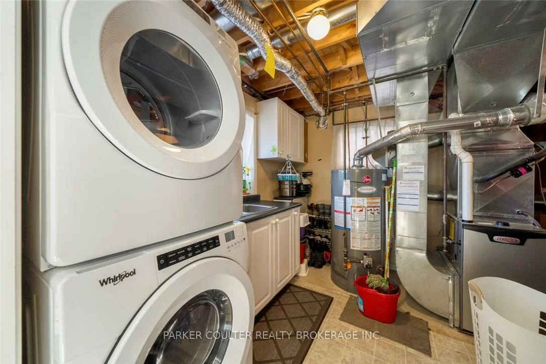 41, Widgeon, Painswick South, Barrie