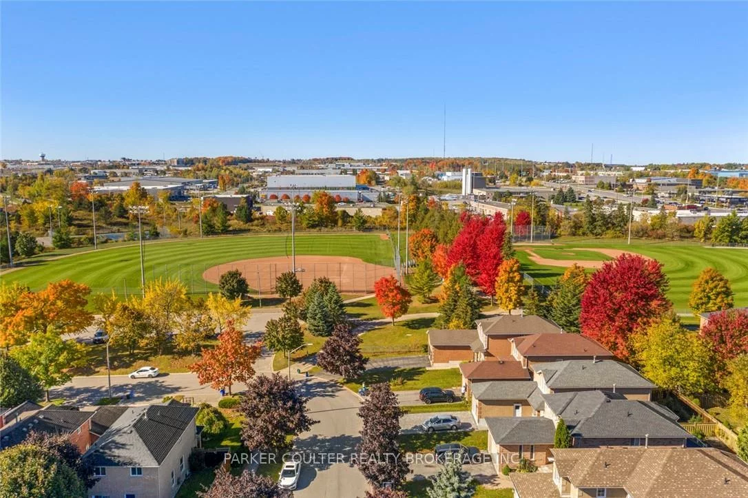 41, Widgeon, Painswick South, Barrie