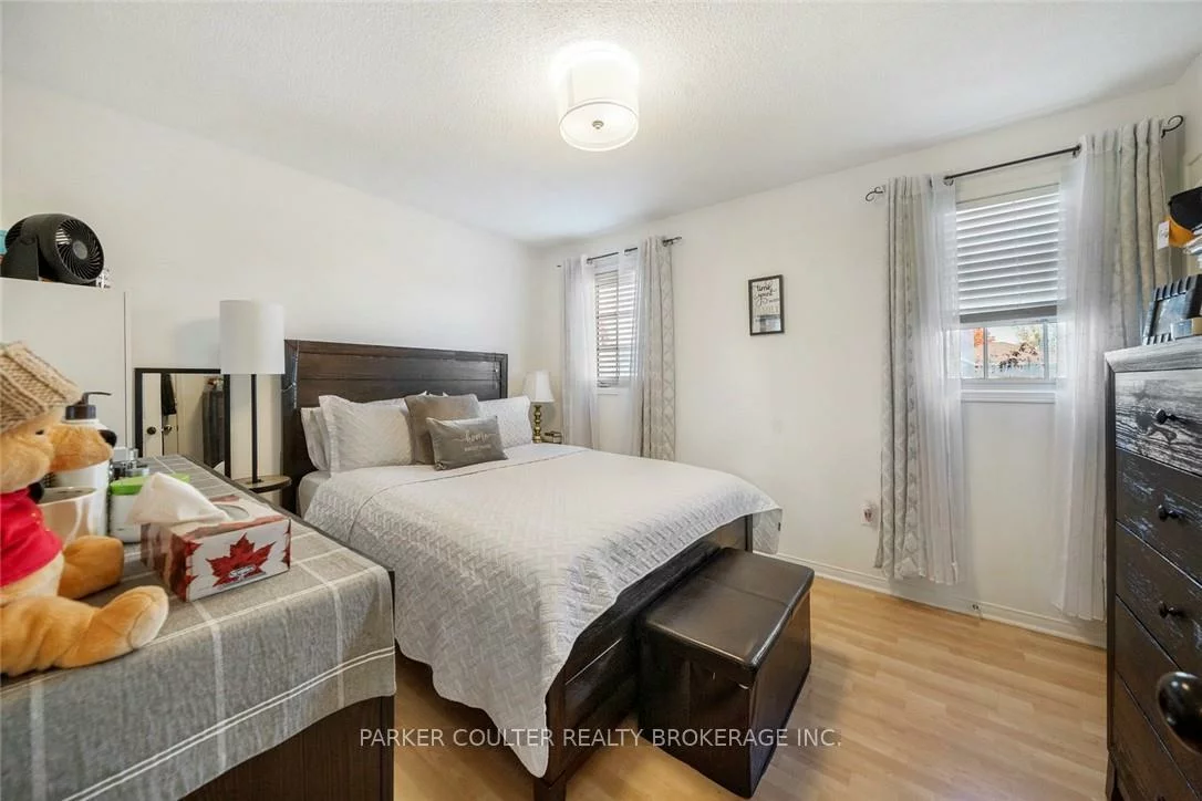 41, Widgeon, Painswick South, Barrie