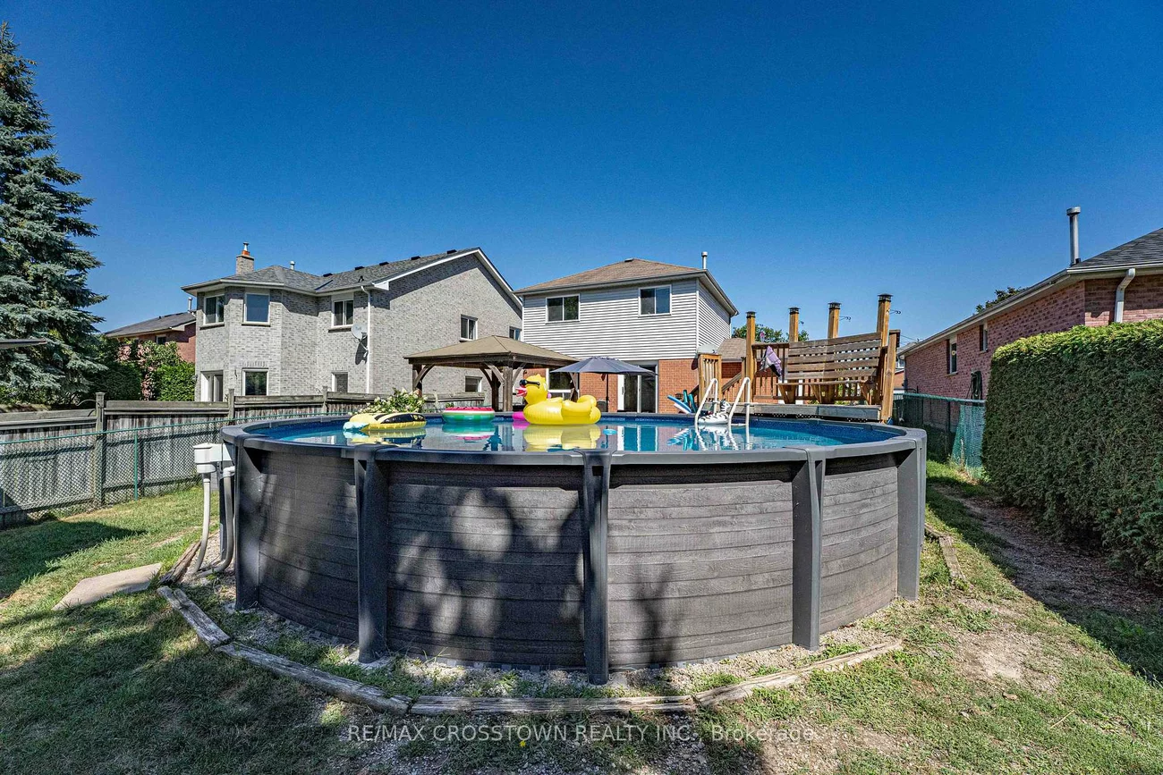 10, Carter, Painswick South, Barrie