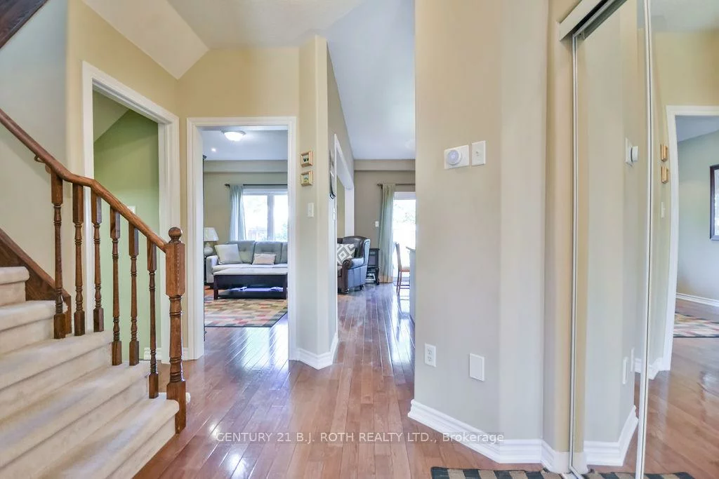 5, Stuart, Innis-Shore, Barrie