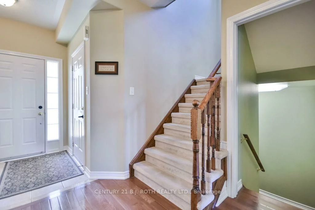 5, Stuart, Innis-Shore, Barrie