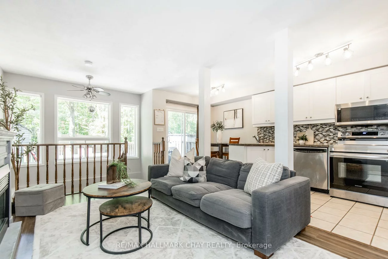 256, Ferndale, Ardagh, Barrie