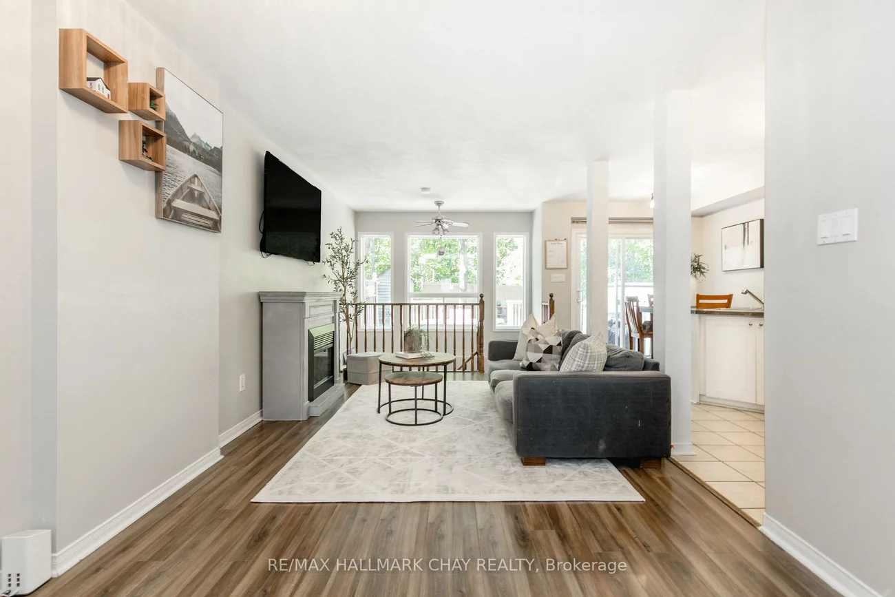 256, Ferndale, Ardagh, Barrie