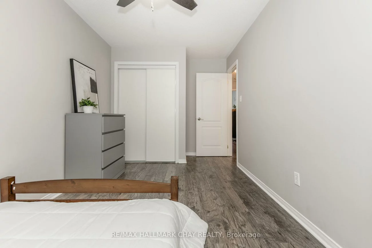 256, Ferndale, Ardagh, Barrie