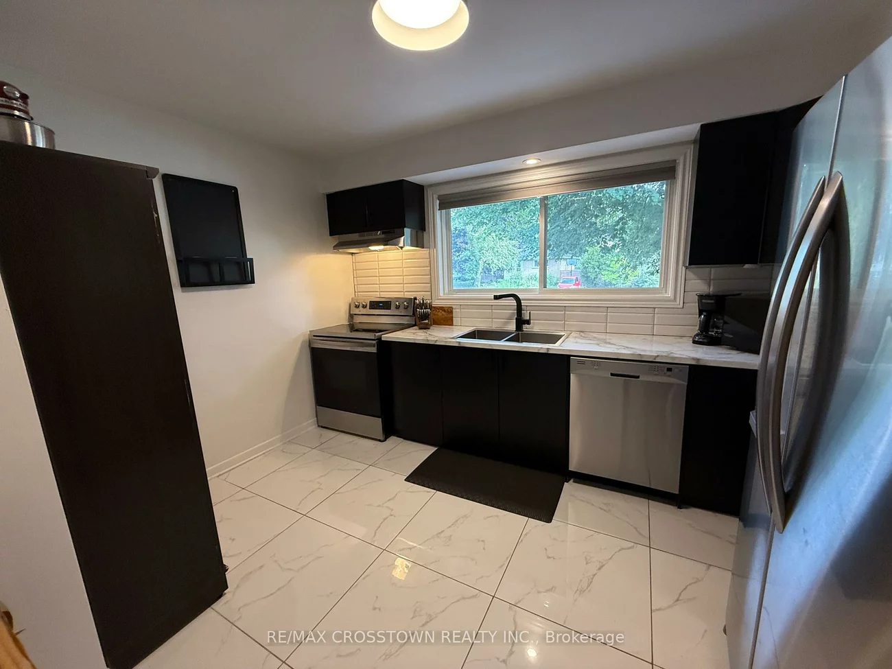 34, Queen, Codrington, Barrie