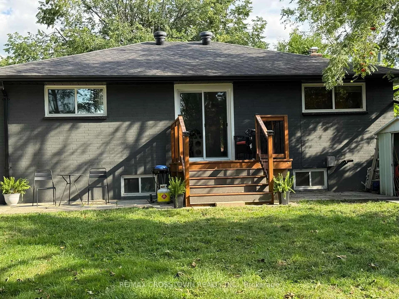 34, Queen, Codrington, Barrie