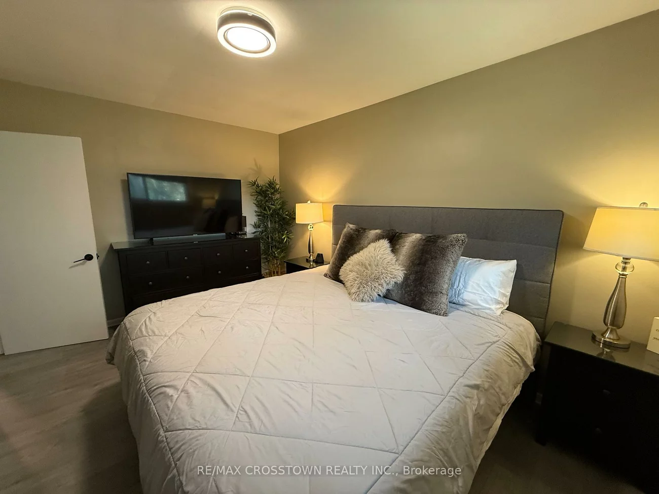 34, Queen, Codrington, Barrie