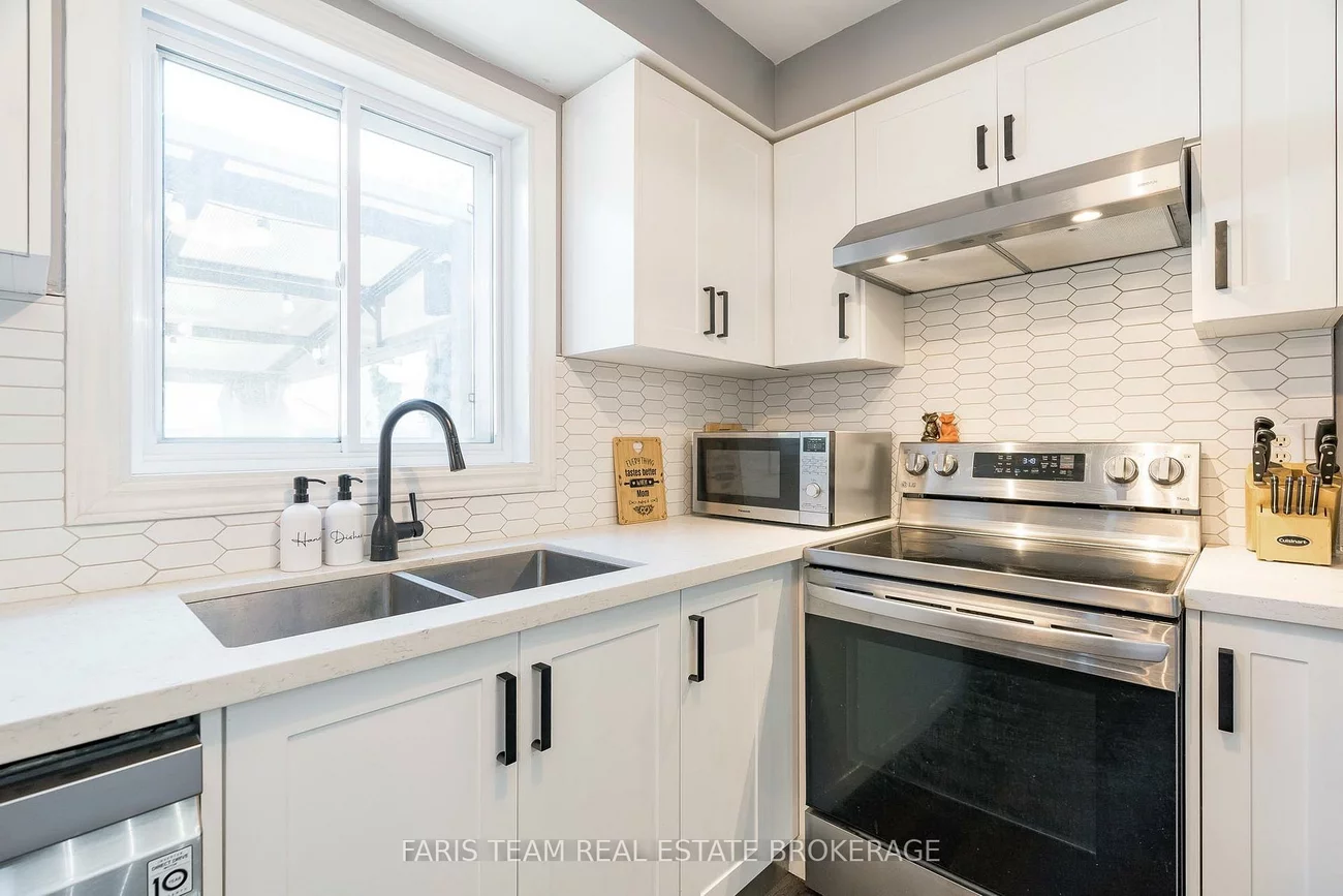113, Ruffet, Edgehill Drive, Barrie