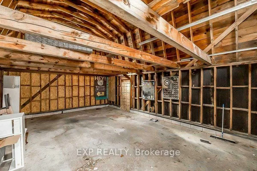 94, Eccles, Queen's Park, Barrie