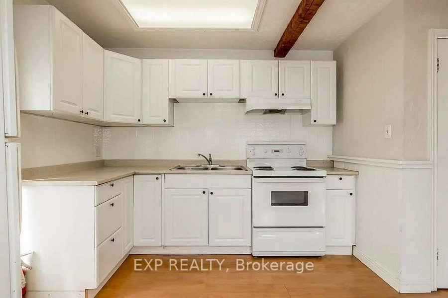 94, Eccles, Queen's Park, Barrie