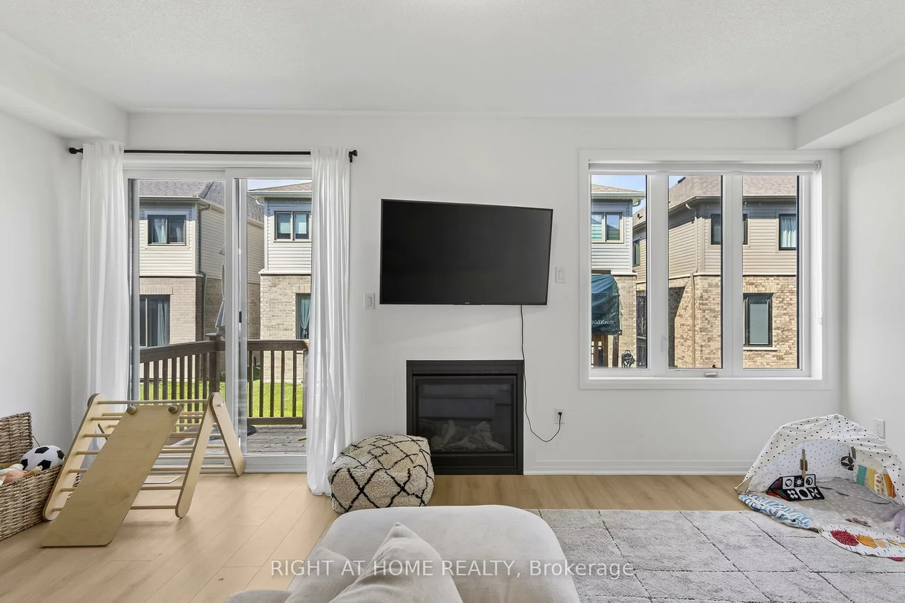 86, West Oak, Rural Barrie Southeast, Barrie