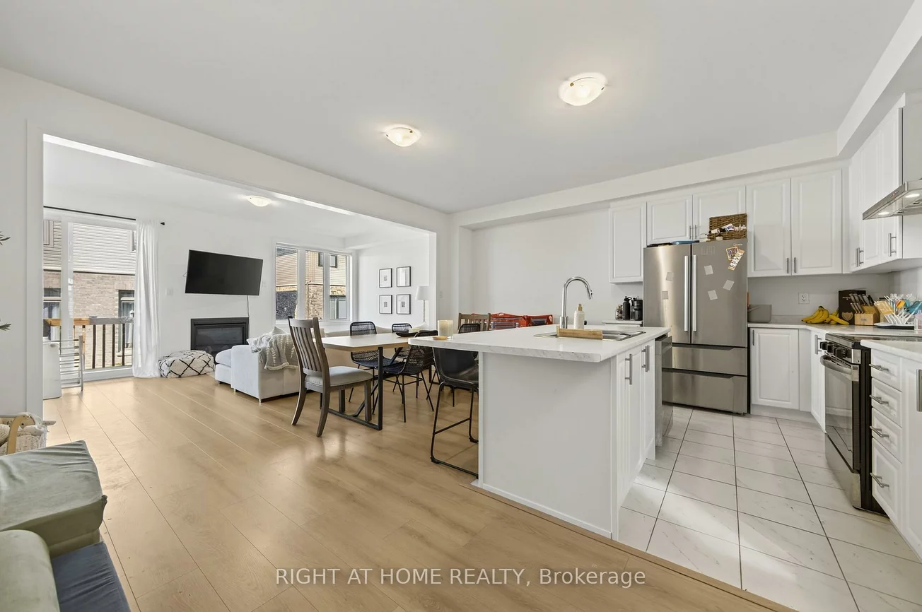 86, West Oak, Rural Barrie Southeast, Barrie