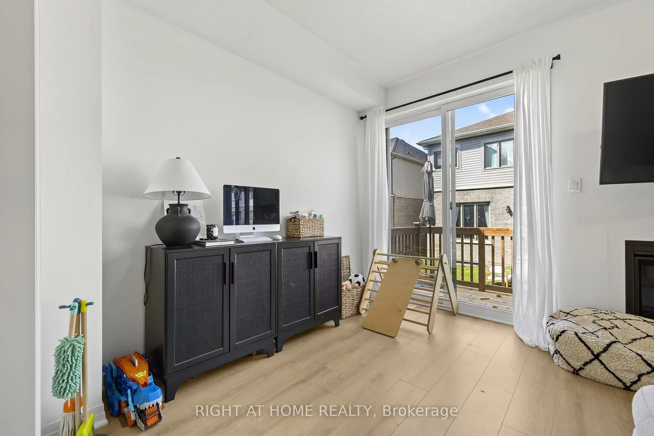 86, West Oak, Rural Barrie Southeast, Barrie