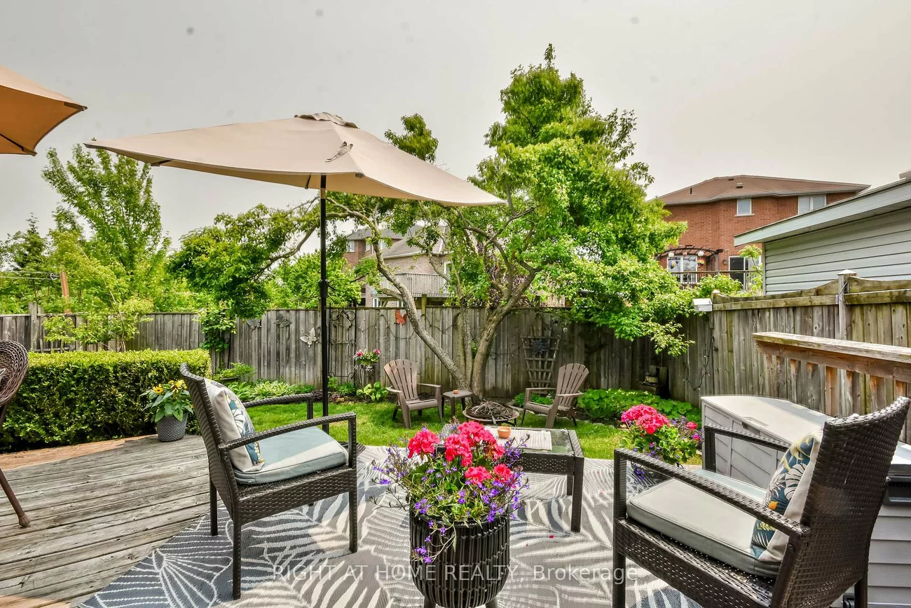 13, Couples, East Bayfield, Barrie