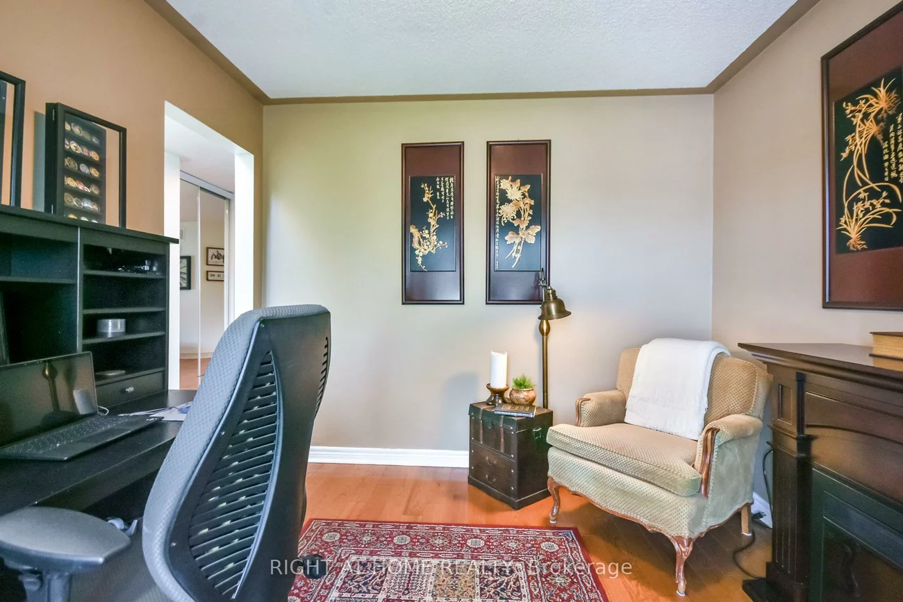 13, Couples, East Bayfield, Barrie